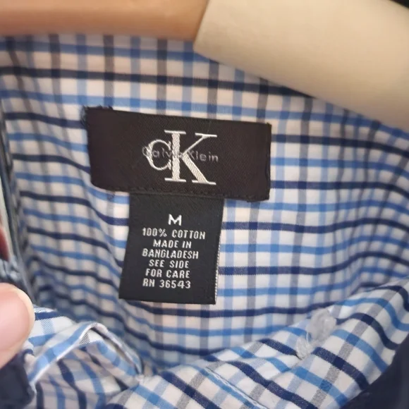 A2 - Calvin Klein Button Down Medium Shirt - Picture 3 of 3
